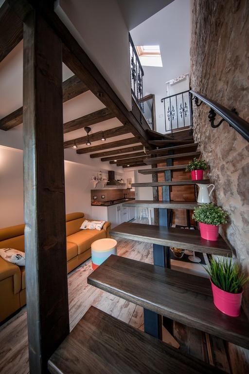 Riva Suite 2 Komiža Buitenkant foto